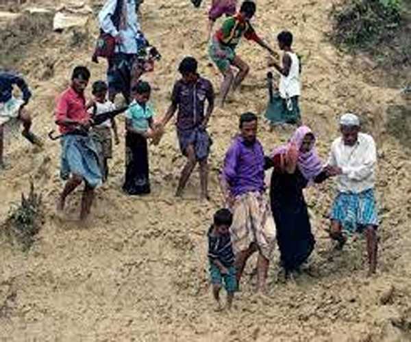 नयी नीतियों और नए रास्तों से घुसपैठियों को धकेल रहा है पाकिस्तान नयी नीतियों और नए रास्तों से घुसपैठियों को धकेल रहा है पाकिस्तान